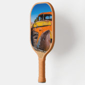 Altes und verlassenes Auto in Solitaire, Namibia Pickleball Schläger (Links)