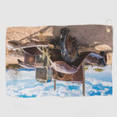 Altes und verlassenes Auto Nr. 3 in Solitaire, Nam Golfhandtuch (Horizontal)