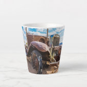 Altes und verlassenes Auto Nr. 3 in Solitaire, Nam Milchtasse (Vorderseite)