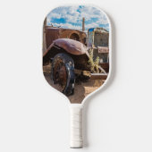 Altes und verlassenes Auto Nr. 3 in Solitaire, Nam Pickleball Schläger (Vorderseite)