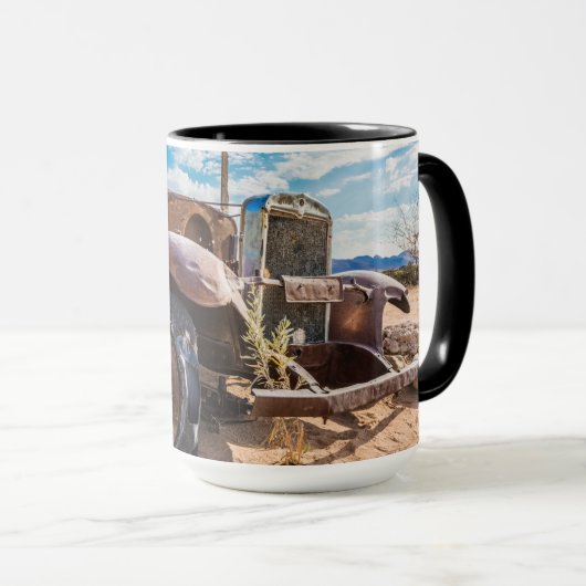 Altes und verlassenes Auto Nr. 3 in Solitaire, Nam Tasse (VorderseiteRechts)