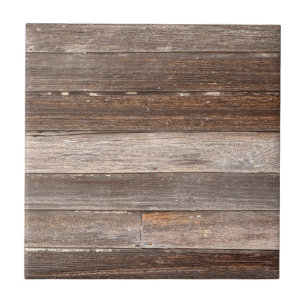 Altes Wetterholz Außenwand eines Bauernhauses Fliese