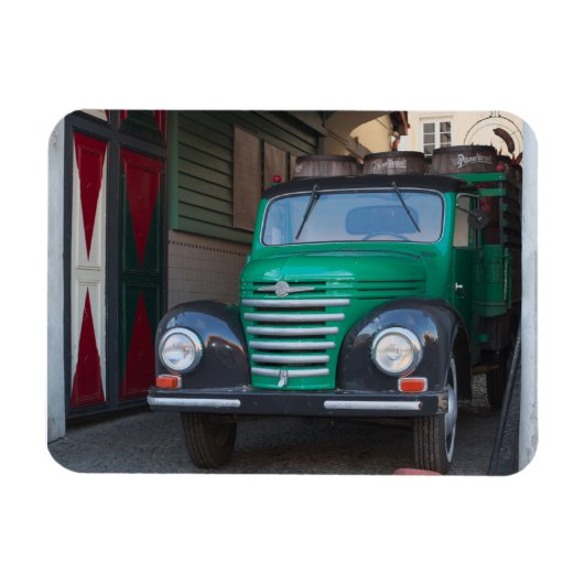 Altlastwagen mit Bier - Magnet (Horizontal)