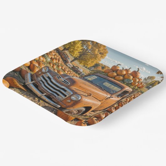 Altlastwagen mit Pumpkins gefüllt Pappteller (Gewinkelt)