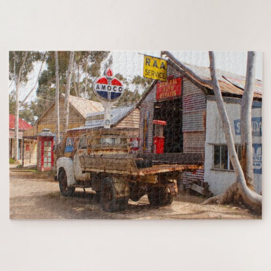 Altlastwagen und Motorgarage Puzzle (Horizontal)