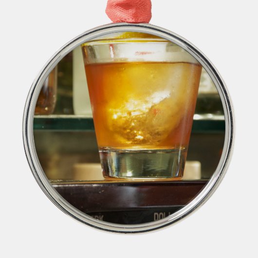 Altmodische Cocktail-Reihe Silbernes Ornament (Vorne)