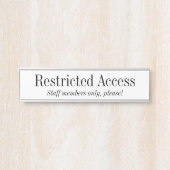 Altmodischer "Restricted Access" Türschild (Vorderseite )