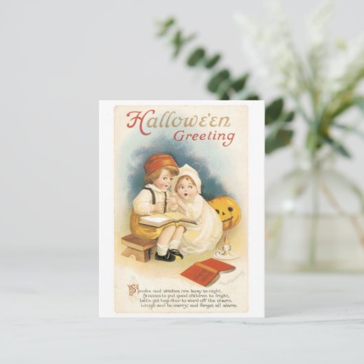 Altmodisches Halloween, Boy & Girl Postkarte (Stehend Vorderseite)