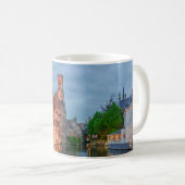 Altstadt und Belfischer Turm am Abend in Brügge Kaffeetasse (VorderseiteRechts)