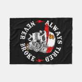 Always Tired Never Broke Funny Skull (on Back) Fleecedecke (Vorderseite (Horizontal))
