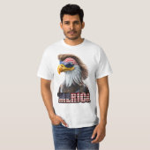 Am 4. Juli: American Bald Eagle and Mullet T-Shirt (Vorne ganz)