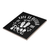 Am Pool ist das Leben besser. Design für Schwimmba Fliese (Seite)