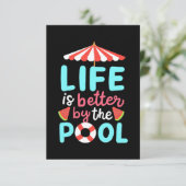 Am Pool ist das Leben besser RSVP Karte (Stehend Vorderseite)