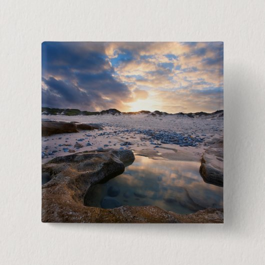 Am Sonnenuntergang in einer Pfütze Button (Vorderseite)