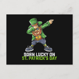 Am St. Patrick's Day Glück Geboren Dabbing Geburts Postkarte
