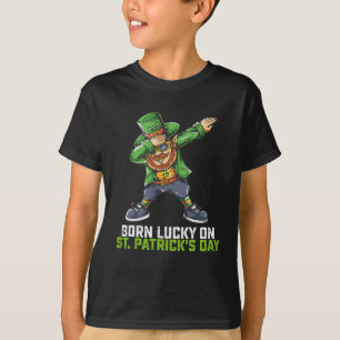 Am St. Patrick's Tag Glück Geboren Dabbing Geburts T-Shirt