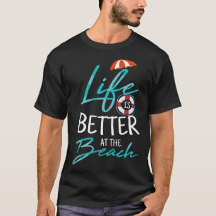 Am Strand für ein Schwimmteam T-Shirt