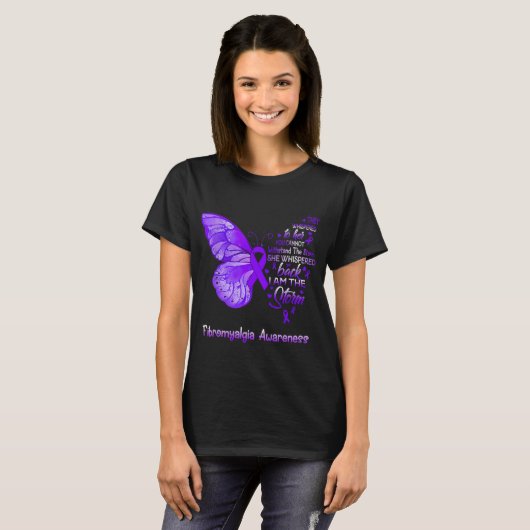 Am Sturm Fibromyalgie Bewusstseinsschmetterling 1 T-Shirt (Vorne ganz)