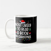 Am wahrscheinlichsten ein Buch über Weihnachten Ma Kaffeetasse (Links)