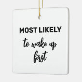 Am wahrscheinlichsten Wecke zuerst auf Keramikornament (Links)