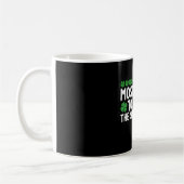 Am wahrscheinlichsten wird der Unfug am St. Patric Kaffeetasse (Links)