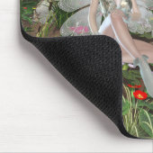 Am Wasser-Rand - Fee u. Blumen durch das Wasser Mousepad (Ecke)