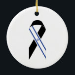 Am Yisrael Chai hebrew Zoll Text Israel Band Keramik Ornament<br><div class="desc">Am Yisrael Chai hebräischer Text mit personalisiertem, schwarzem Text auf einer Seite des Ornaments. Israel flaggt schwarzes Band Gedenkmal auf der anderen Seite des Ornaments. Erhältlich in vielen Formen und Materialien. Am Jisrael Chai, Das Volk Israels lebt, die Nation Israels lebt als jüdische Solidaritätshymne und als weit verbreiteter Ausdruck jüdischer...</div>