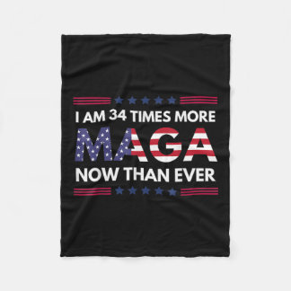 Am &# Zeit ist mehr Maga als je zuvor Trump unter Fleecedecke