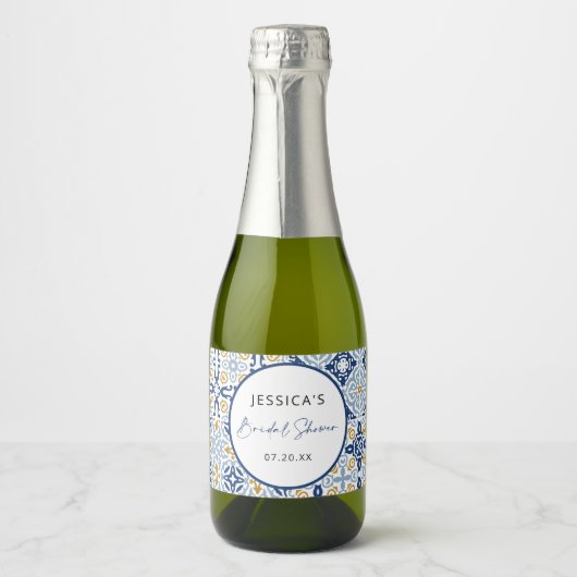 Amalfi Tile Blau Gelbes Brautparty Schaumweinetikett (Vorderseite)