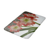 Amaryllis im schneeroten Urlaub Winterflora Badematte (Schrägansicht)