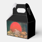 AMATERASU SUN GODESS, RED GEM MONOGRAM Black Brown Geschenkschachtel (Rückseite)