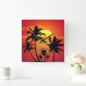 Amazing sunset with palms on tropical beach quadratische wanduhr (Zuhause)
