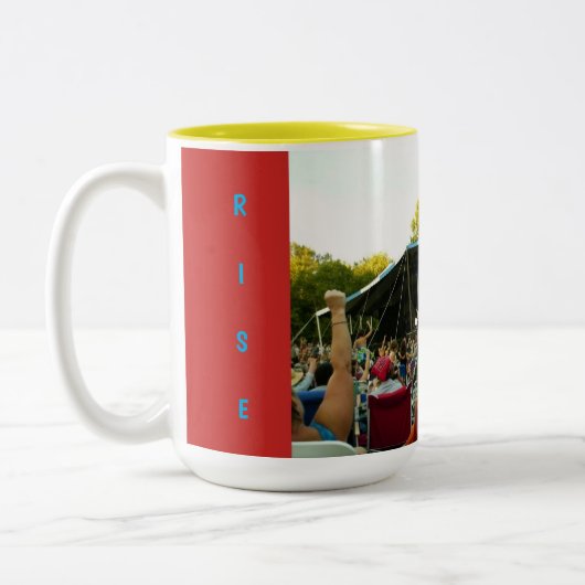 Amazon Womyn Rise Tasse (Links)
