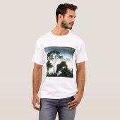 Amazonas-Regenwald an der Dämmerung T-Shirt (Vorne ganz)