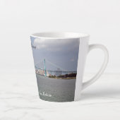 Ambassador Bridge Latte Tasse (Rechts)