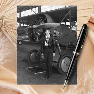 Amelia Earhart Schwarz Weiß Foto Luftfahrt Vintage Postkarte