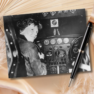 Amelia Earhart Schwarz-Weiß-Foto Luftfahrt Vintage Postkarte