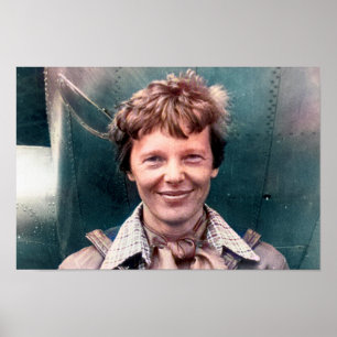 Amelia Earhart und ihre Lockheed Electra koloriert Poster