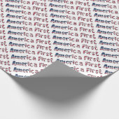 America First American Flag Typografy Patriotic Geschenkpapier (Ecke)