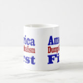 America First Dump Globalisierungsroter blauer Tex Kaffeetasse (Mittel)