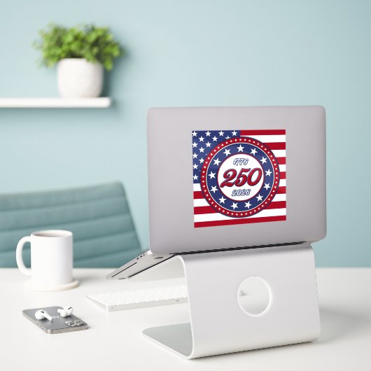 America’s 250th Birthday With USA Flag Aufkleber (Laptop auf Schreibtisch)