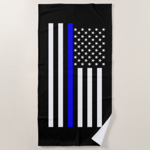 America Thin Blue Line Symbol Decor auf einem Strandtuch