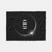 America Totality Spring 4.08.24 Total Solar Eclips Fleecedecke (Vorderseite (Horizontal))