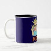 America vibes, Funny Cartonne Two-Tone Coffee Zweifarbige Tasse (Links)
