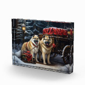 American Akita Snowy Sleigh Ride Weihnachtsdekor Fotoblock (Rechts)
