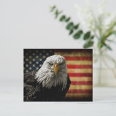 American Bald Eagle auf Grunge Flag Postkarte (Stehend Vorderseite)