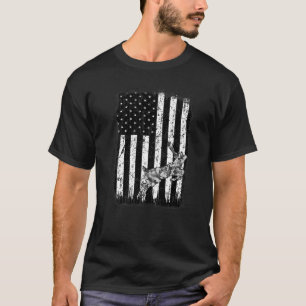 American Deer Hunter Patriotic Funny Camouflage US T-Shirt