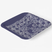 American Doily & Lace, Square Edge1, Cream on Blue Pappteller (Gewinkelt)