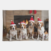 American English Foxhound Fireplace Weihnachten Geschirrtuch (Horizontal)