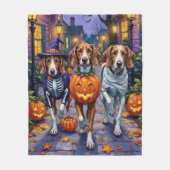 American English Foxhound in Halloween Costumes Fleecedecke (Vorderseite)